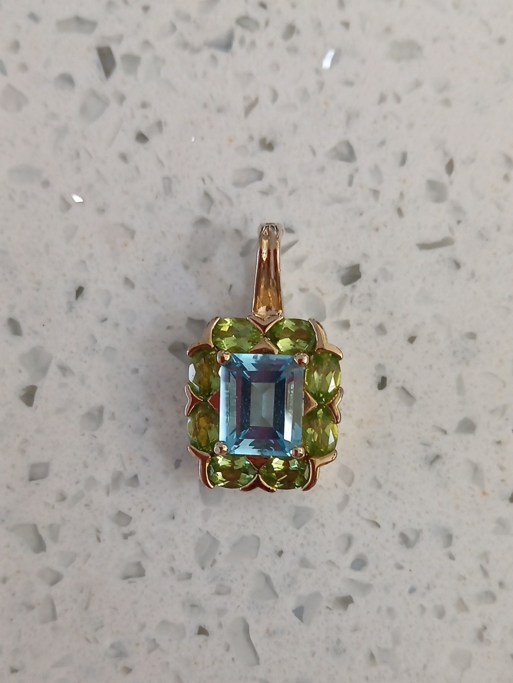 Blue Topaz and Peridot Pendant in Gold Vermeil Over Sterling Silver 925 Pendant